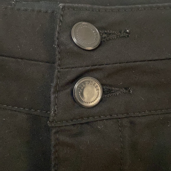 Just Jeans - Black Shorts - Size 12 - Picture 5 of 6